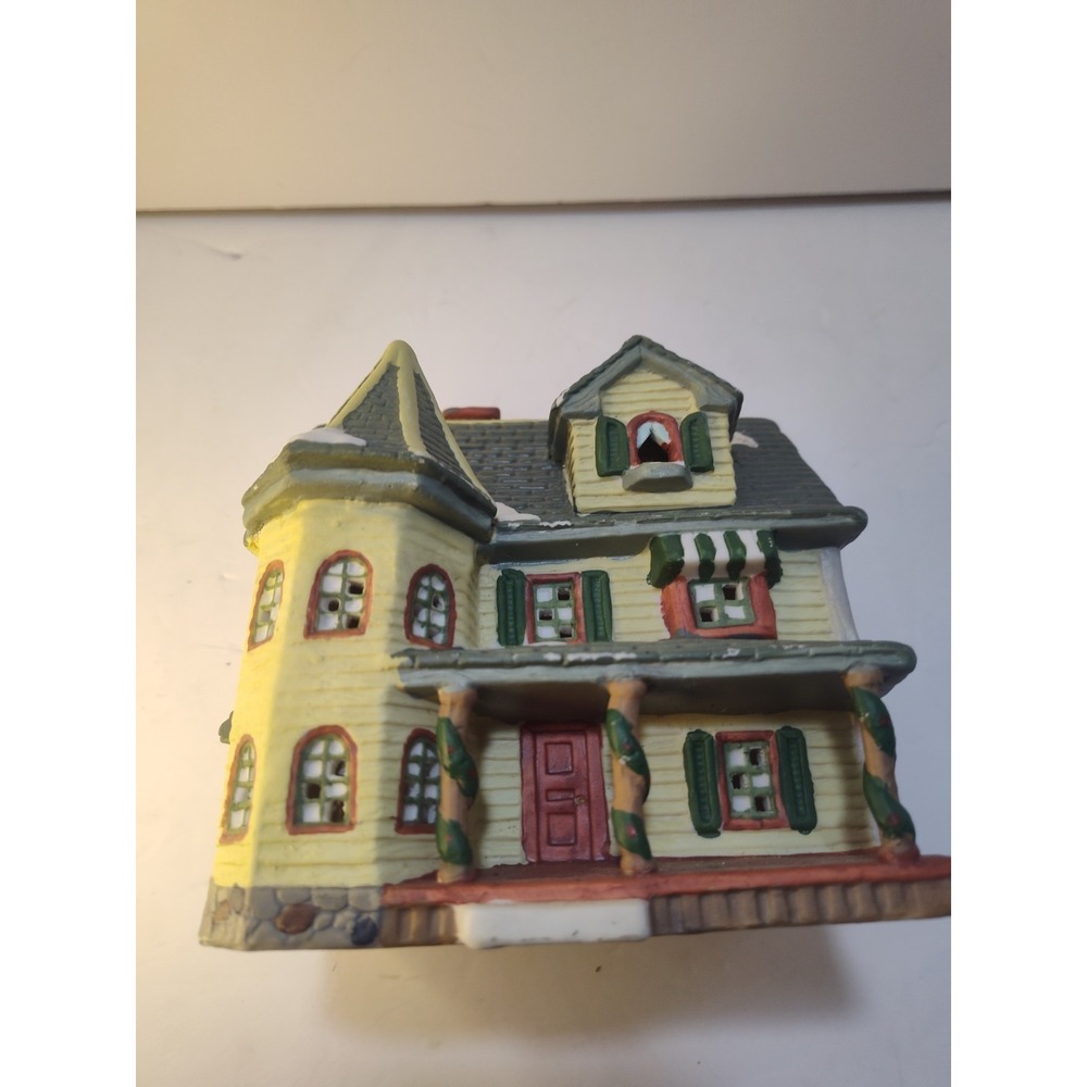 Lemax porcelain lighted house